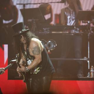Slash and the Band Rock the MTV Music Awards