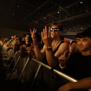 Euphoric Fans Surge at Wobbleland 2026 Concert Barrier