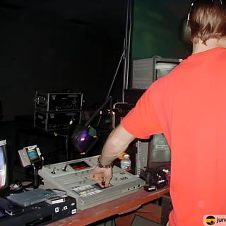 Red Shirt DJ at Audiotistic 2002