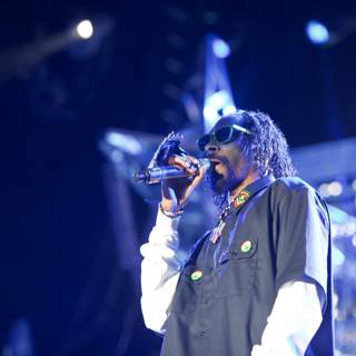 Snoop Dogg Rocks the Stage at Coachella 2012