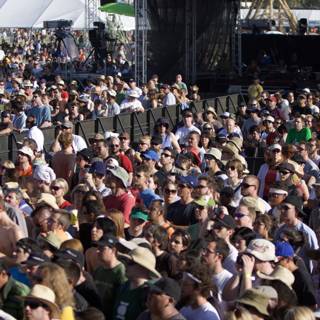 Jamming with the 105-Person Crowd at Coachella 2008
