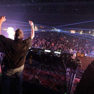 DJ Commands Massive Crowd at Wobbleland 2026