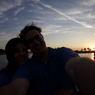 candid-selfie-portrait-with-environmental-context