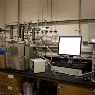 Inside the UCLA Nanotech Lab