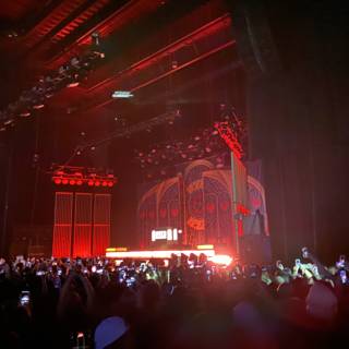 High-Energy Crowd Rocks Out at Bill Graham Civic Auditorium Concert