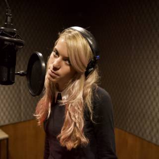 Anabel Englund in the Studio