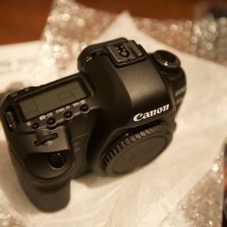 Unboxing the Canon EOS 6D Mark II Camera