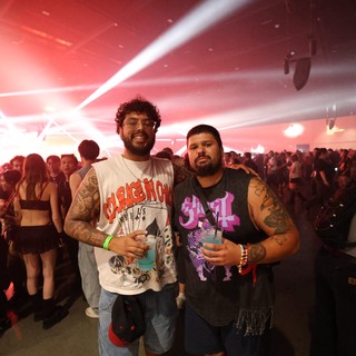 Two Friends Celebrate at Wobbleland Music Festival 2026