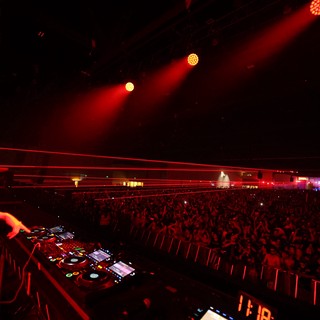 DJ Commands Massive Crowd at Wobbleland 2026