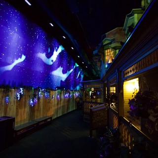 Magical Aurora Display at Meow Wolf Installation