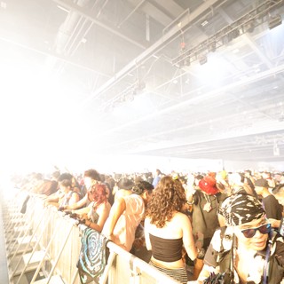 Massive Crowd Surges Forward at Wobbleland 2026