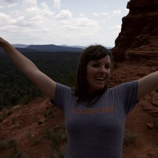 sedona-arizona-usa-likely-near-a-prominent-red-rock-butte-trail-such-as-cathedral-rock-or-bell-rock-area