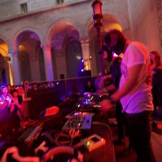 Urban DJ ignites Night Club Atmosphere