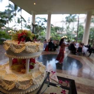 Elegant Wedding Cake in a Lavish Indoor Setting