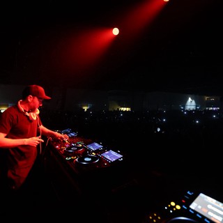 DJ Commands the Decks at Wobbleland 2026