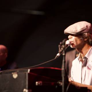 Rustee Allen's Keyboard and Vocals at Coachella 2010