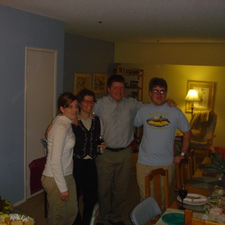 casual-snapshot-group-portrait