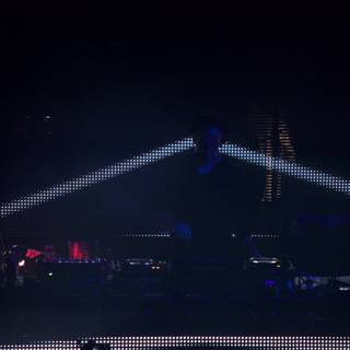 DJ Sasha electrifies the crowd with stunning light show