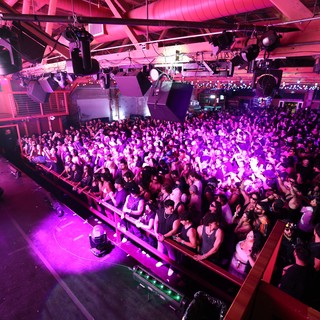 Massive Crowd Surges at Wobbleland 2026 Bass Festival