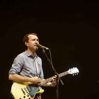 James Mercer rocks Coachella with his guitar