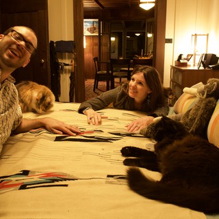 candid-portrait-environmental-portrait-wide-angle-indoor