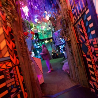 disorienting-psychedelic-energetic-immersive