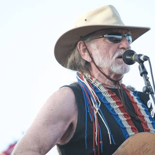 Willie Nelson's Acoustic Performance at Coachella 2007