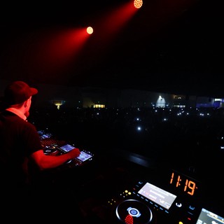 DJ Commands the Night at Wobbleland 2026