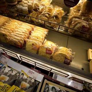 Refrigerated Display of Packaged Sandwiches and Salted Snacks