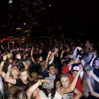Nightlife Crowd Enjoys Concert