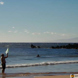 Kite-flying on the Hawaiian Coast