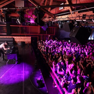 DJ Ignites Packed Dance Floor at Wobbleland 2026