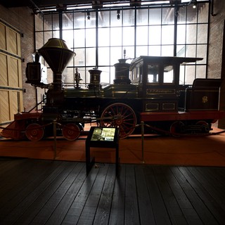 Historic Steam Locomotive Display in Museum Gallery