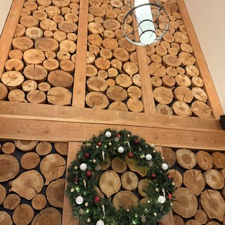 log-wall