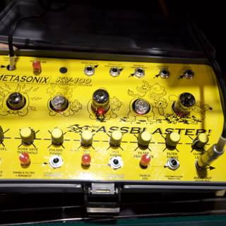 The Metasonix Machine - A Beast of Electrical Wonders