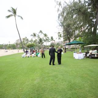Picture-perfect Wedding Golf Party