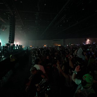 Massive Crowd Erupts at Wobbleland 2026 EDM Festival