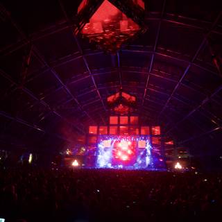 Coachella 2013: A Stunning Concert Experience Inside an Indoor Arena