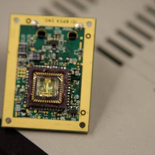 Electronic Chip on Computer