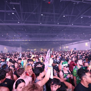 Massive Indoor Crowd Packed at Wobbleland 2026