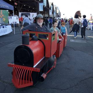 Mini Locomotives and Smiles at Maker Faire 2025