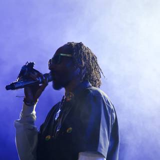 Snoop Dogg Rocks the 2014 Grammys
