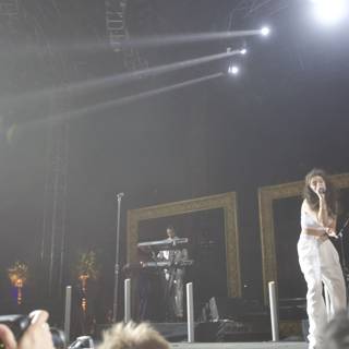 Lorde Lights Up the Stage at Coachella