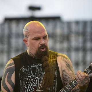 Kerry King Serenades the Crowd with His Guitar
