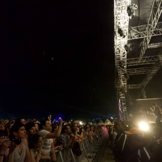 Bright lights, big crowd at Coachella concert