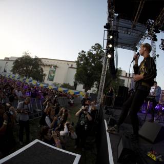 Musician Jonathan Pierce performs for enthusiastic crowd at FYF Fest