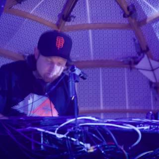 DJ Shadow: The Entertainer