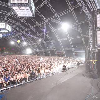 Coachella 2013: A Massive Crowd Jamming to the Beat