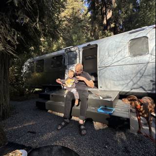 Guerneville Retreat: Nature's Harmony