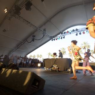 Dancing Duo Takes the Coachella Stage by Storm